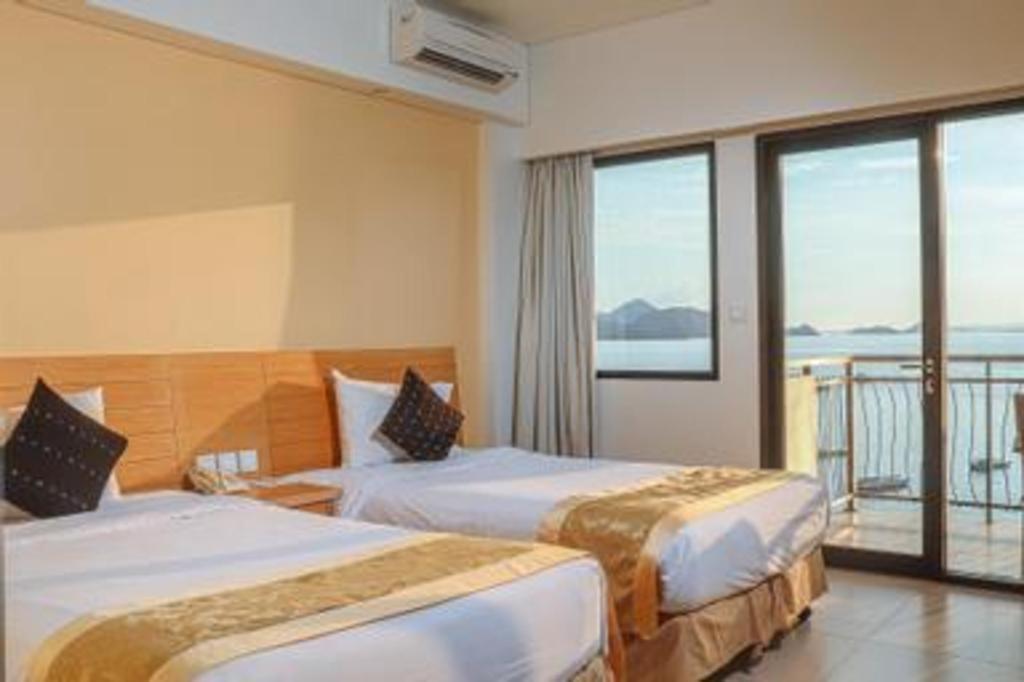 Laprima Hotel Labuan Bajo Exterior foto